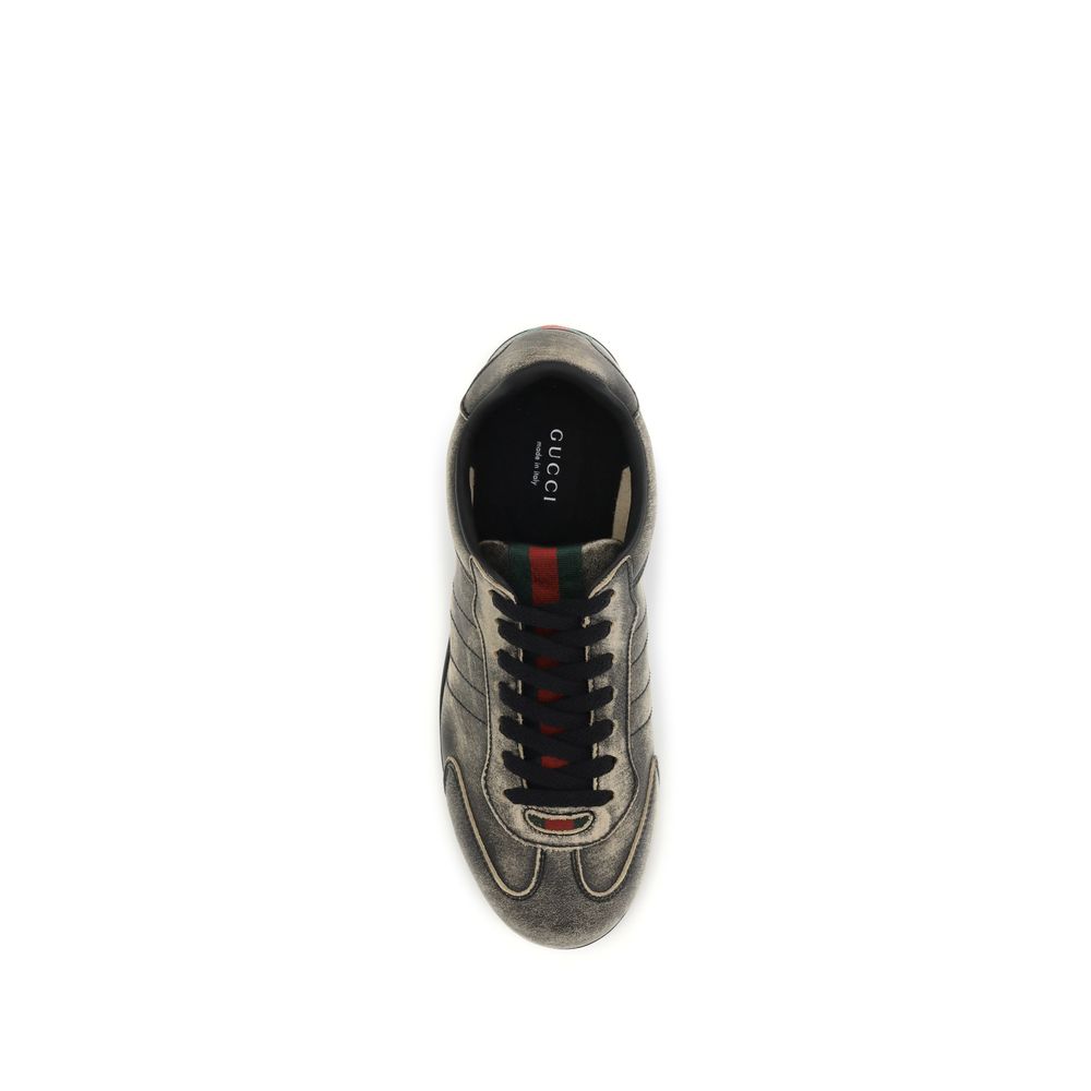 Gucci Bos Taurus Low-Top-Sneaker aus schwarzem Kalbsleder