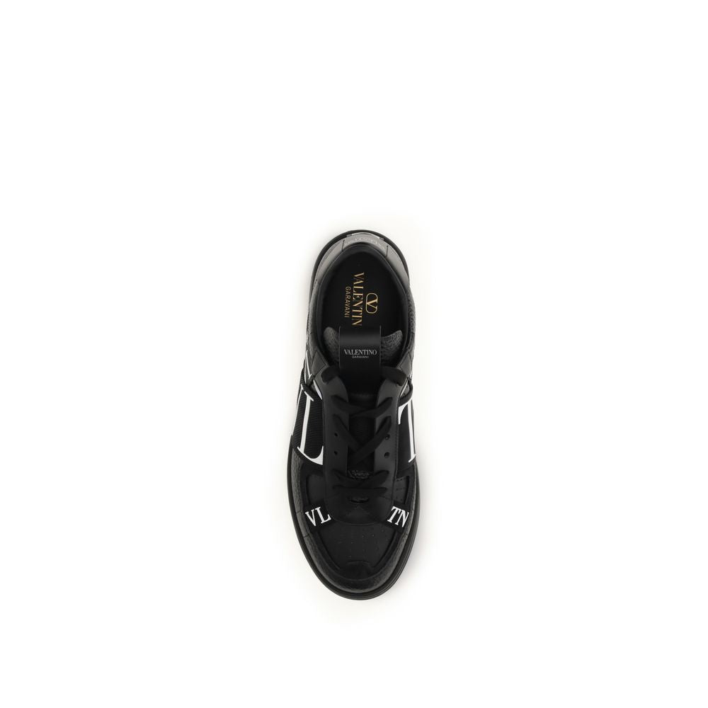 Valentino Garavani Black Calf Leather Bos Taurus Low Top Sneakers Valentino Garavani