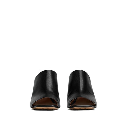 Bottega Veneta Mules aus schwarzem Lammleder
