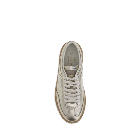 Valentino Garavani Gold Calf Leather Bos Taurus Low Top Sneakers Valentino Garavani