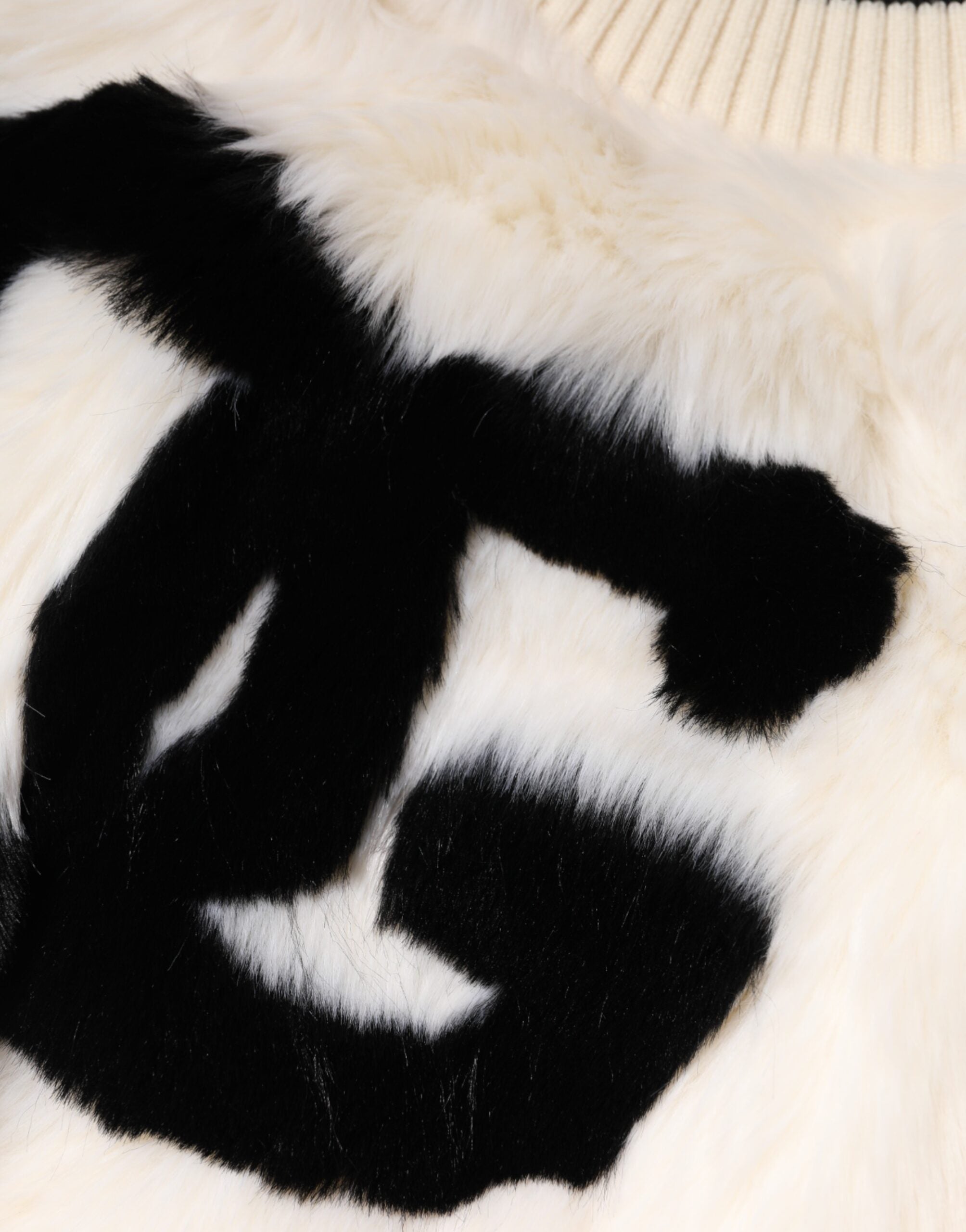 Dolce & Gabbana White Cropped Faux Fur DG Sweatshirt Sweater Dolce & Gabbana