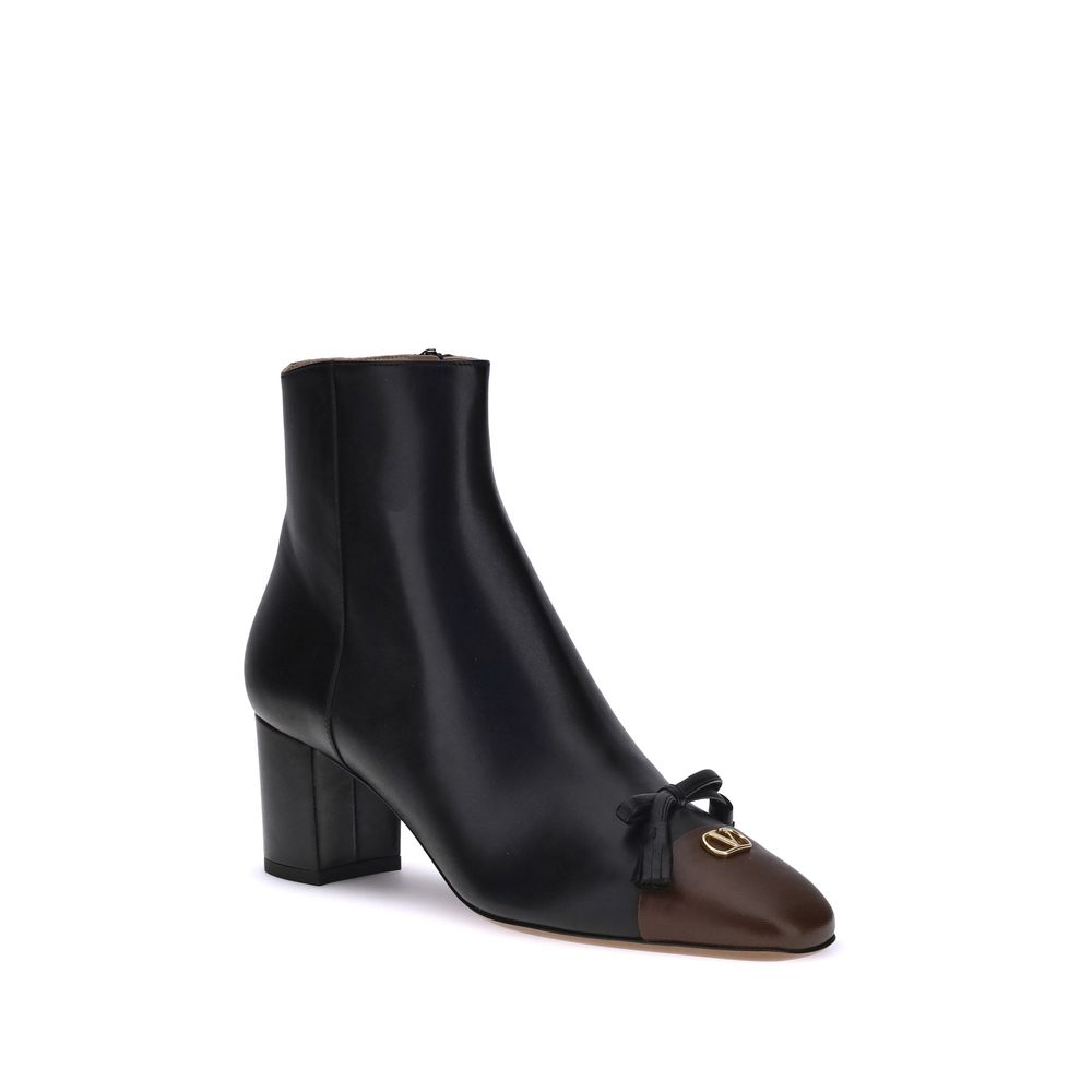 Valentino Garavani Black Goatskin Ankle Boots Valentino Garavani