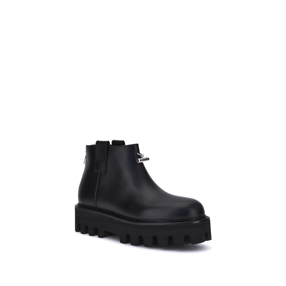 Alexander McQueen Black Calf Leather Bos Taurus Ankle Boots Alexander McQueen