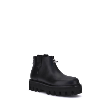 Alexander McQueen Black Calf Leather Bos Taurus Ankle Boots Alexander McQueen