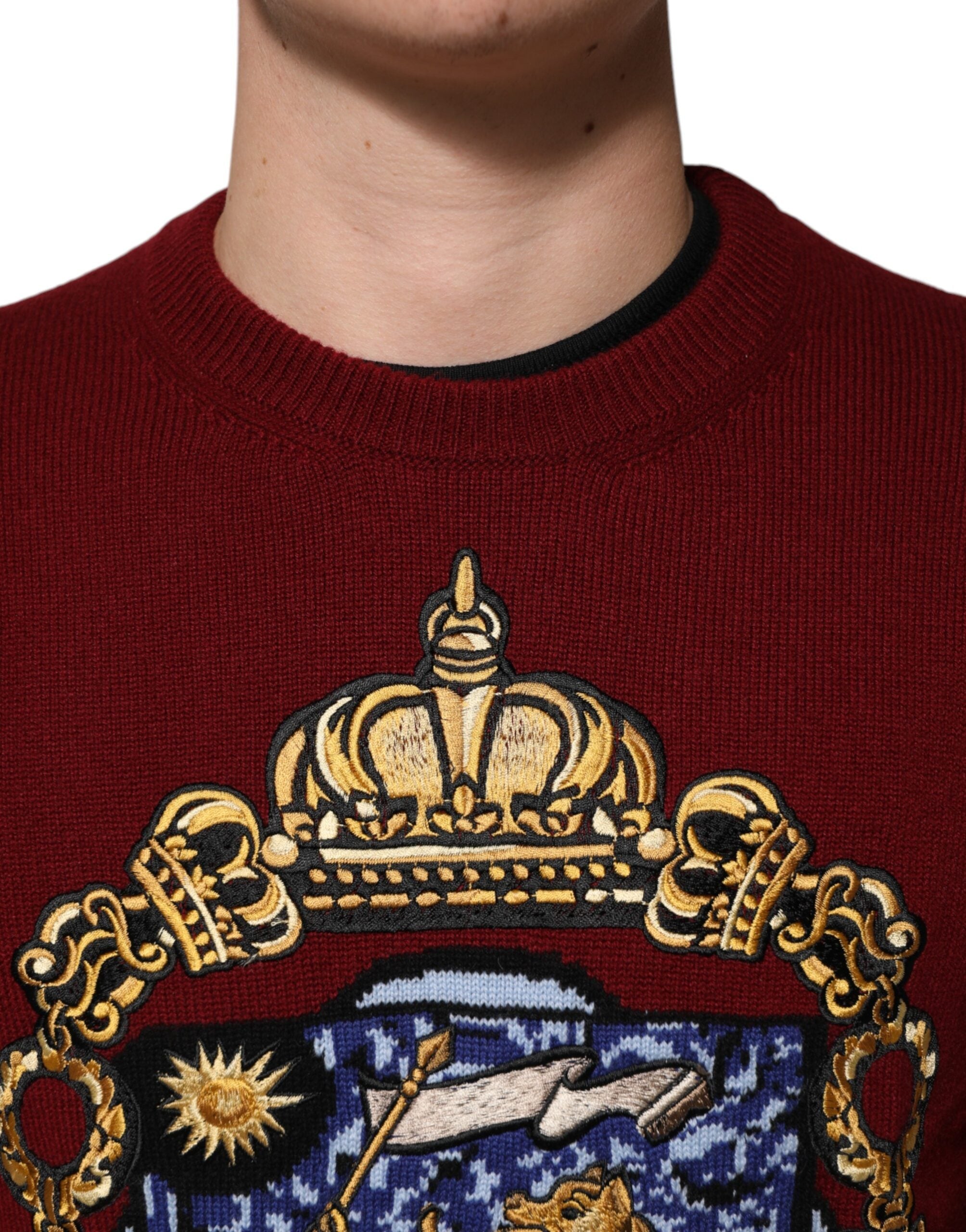 Dolce & Gabbana Burgundy Cashmere Lion Crest Pullover Sweater Dolce & Gabbana